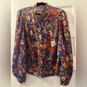 Beautiful button down floral print top by flying tomato